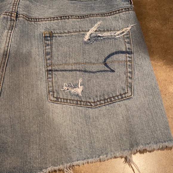 Women’s American Eagle shorts size 14 - Picture 7 of 8